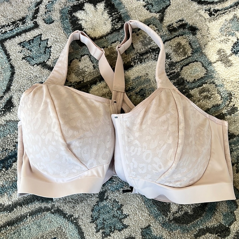 Victoria secret knockout bra